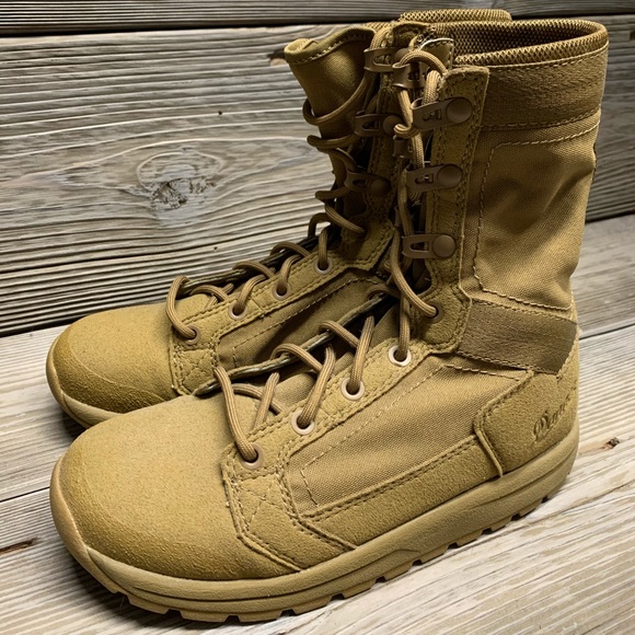 danner tachyon canada